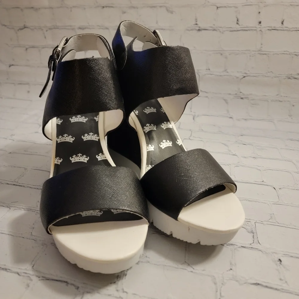 Juicy Couture Black and White Wedge Heeled Sandles Size 10